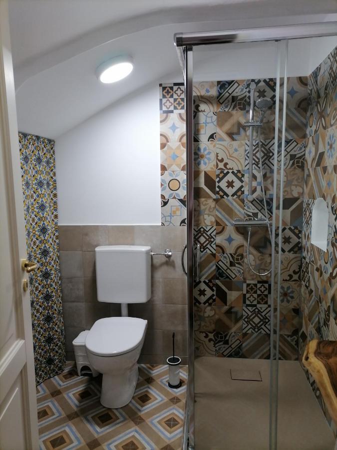 Villa "La Casa Dell'Architetto" Con Terrazza Panoramica In Centro Storico E A Due Passi Dal Porto Lipari  Exterior foto