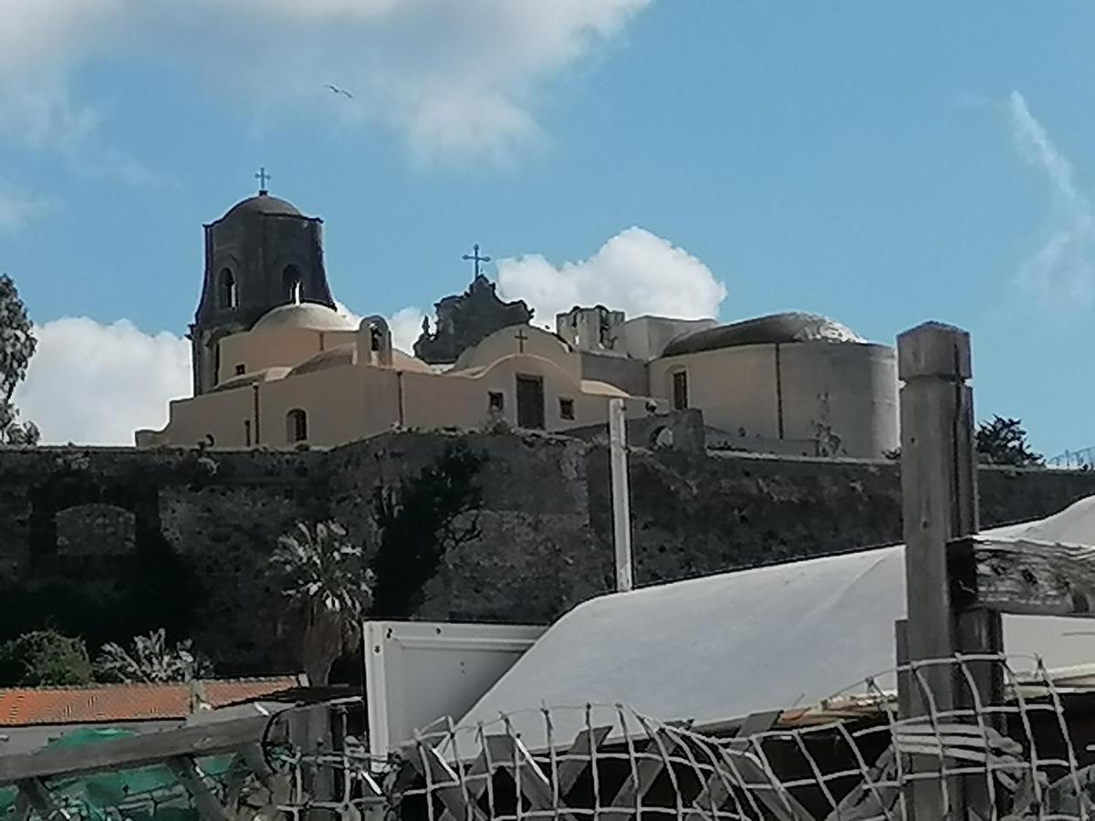Villa "La Casa Dell'Architetto" Con Terrazza Panoramica In Centro Storico E A Due Passi Dal Porto Lipari  Exterior foto